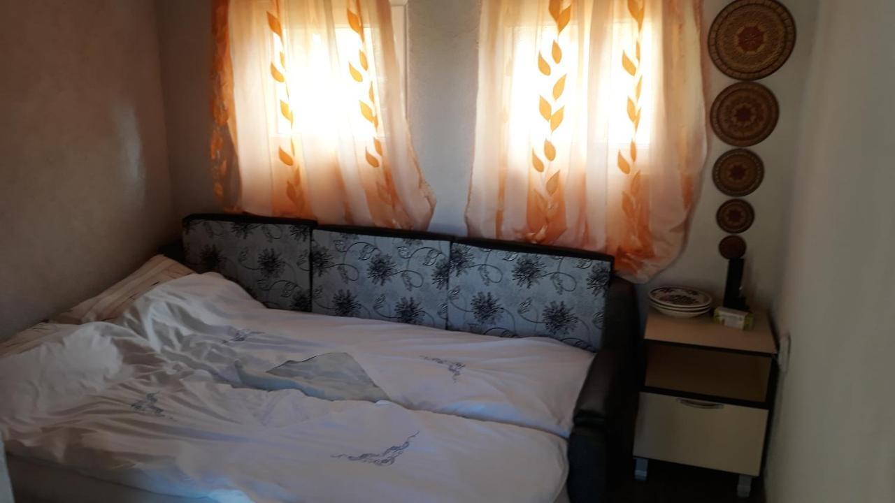 Villa Vrben Ngoại thất bức ảnh